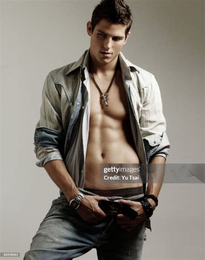 sean faris hobbies