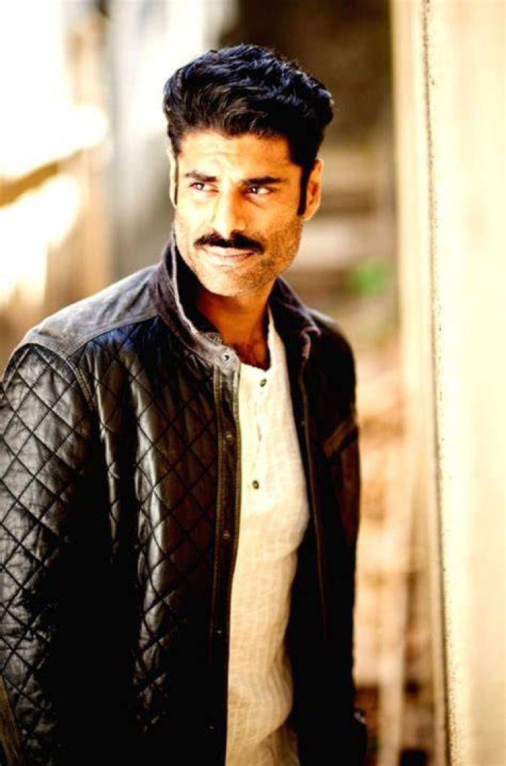 Sikandar Kher Indian Actor
