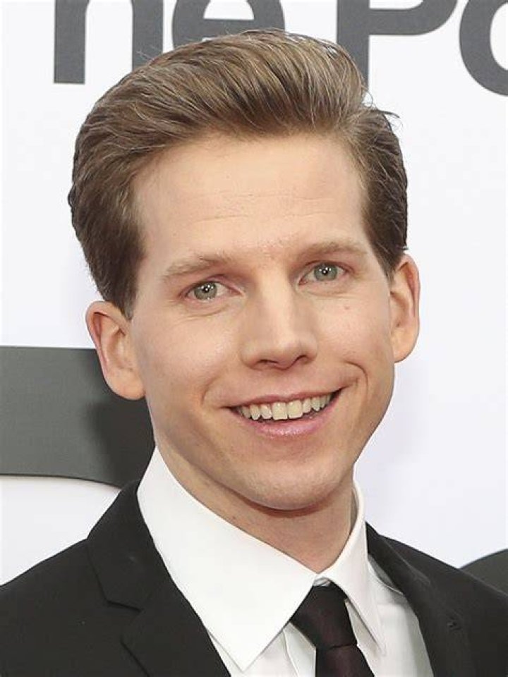 Stark Sands