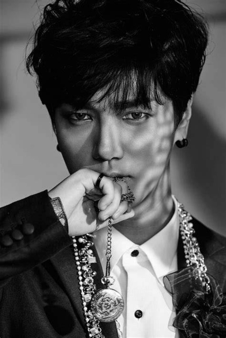 Super Junior-Yesung's Photo