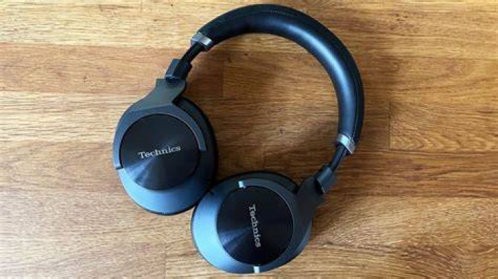 Technics EAH-A800 headphones Technics EAH-A800 headphones