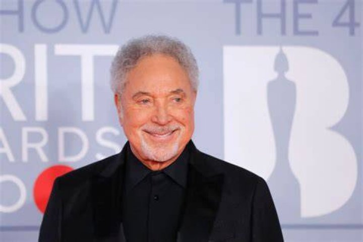 Tom Jones Illness and Health Before Death: Did He Die of Cancer? Tom Jones Health