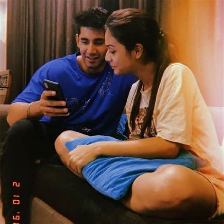 Varun SOOD aND DIVYA AGARWAL