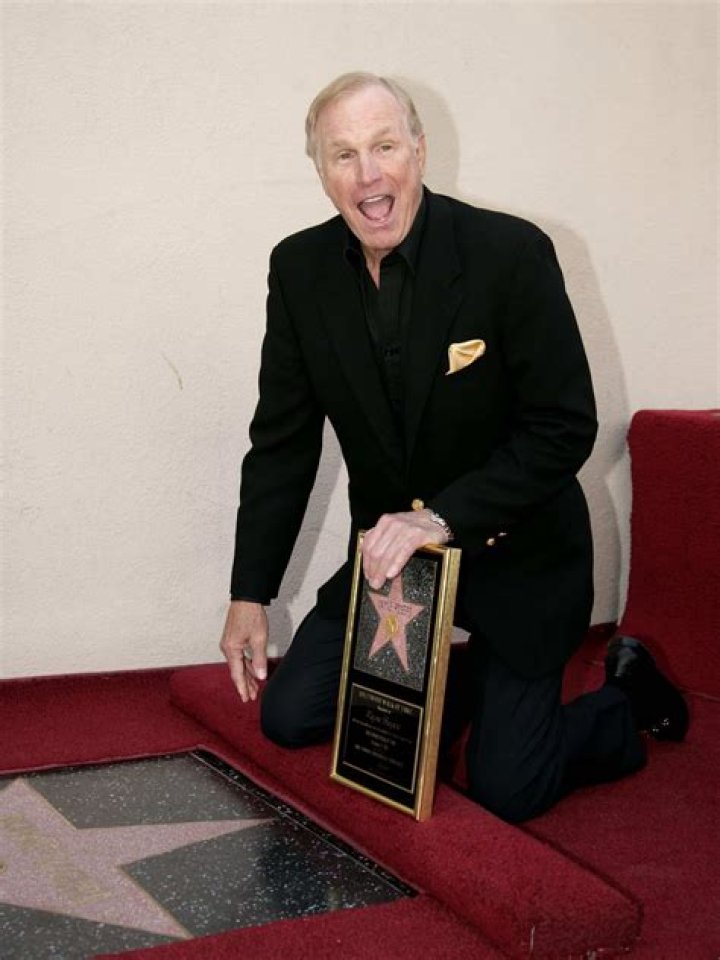 wayne rogers career wayne rogers career