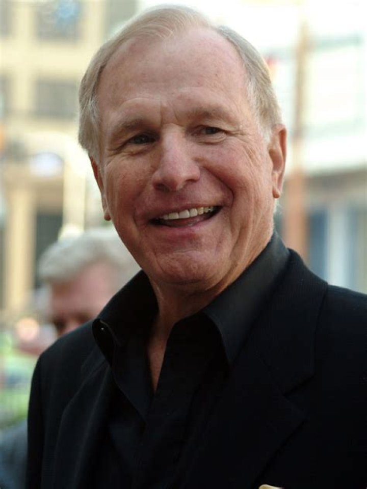 wayne rogers illness wayne rogers illness